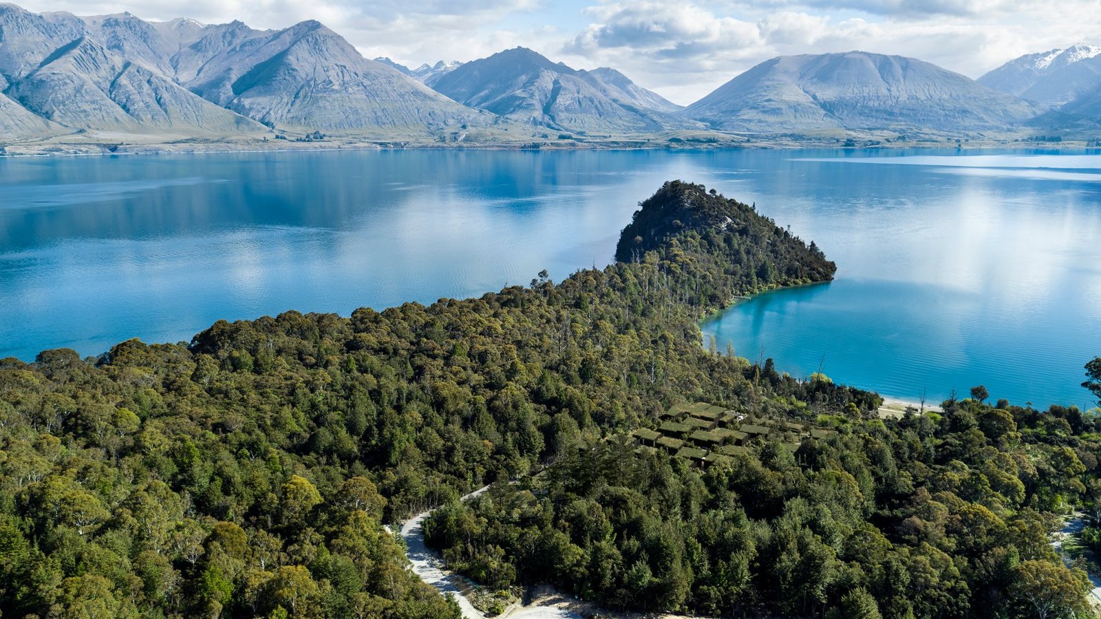 Waimarino Lodge: A Trophy Estate In Queenstown’s Most Prestigious Setting Estate in Queenstown, Otago, New Zealand 1 - 15823715