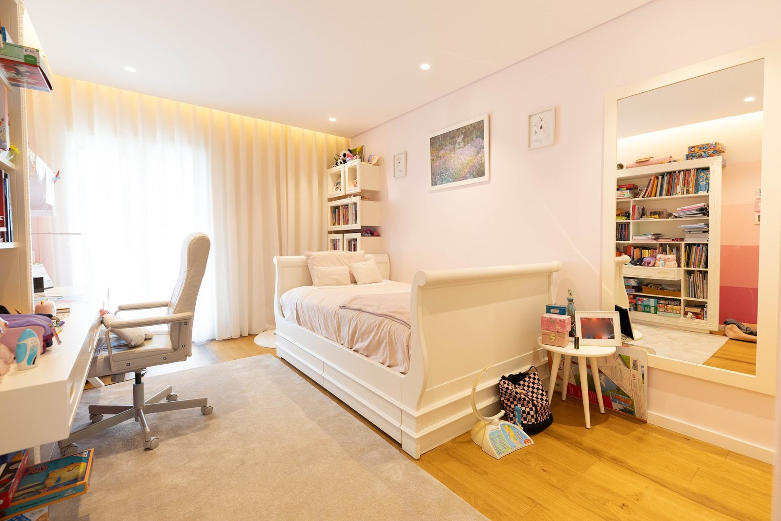 Exclusive Villa Next To The Golf Courses Of Oeiras House in Barcarena, Lisbon, Portugal 1 - 15086313