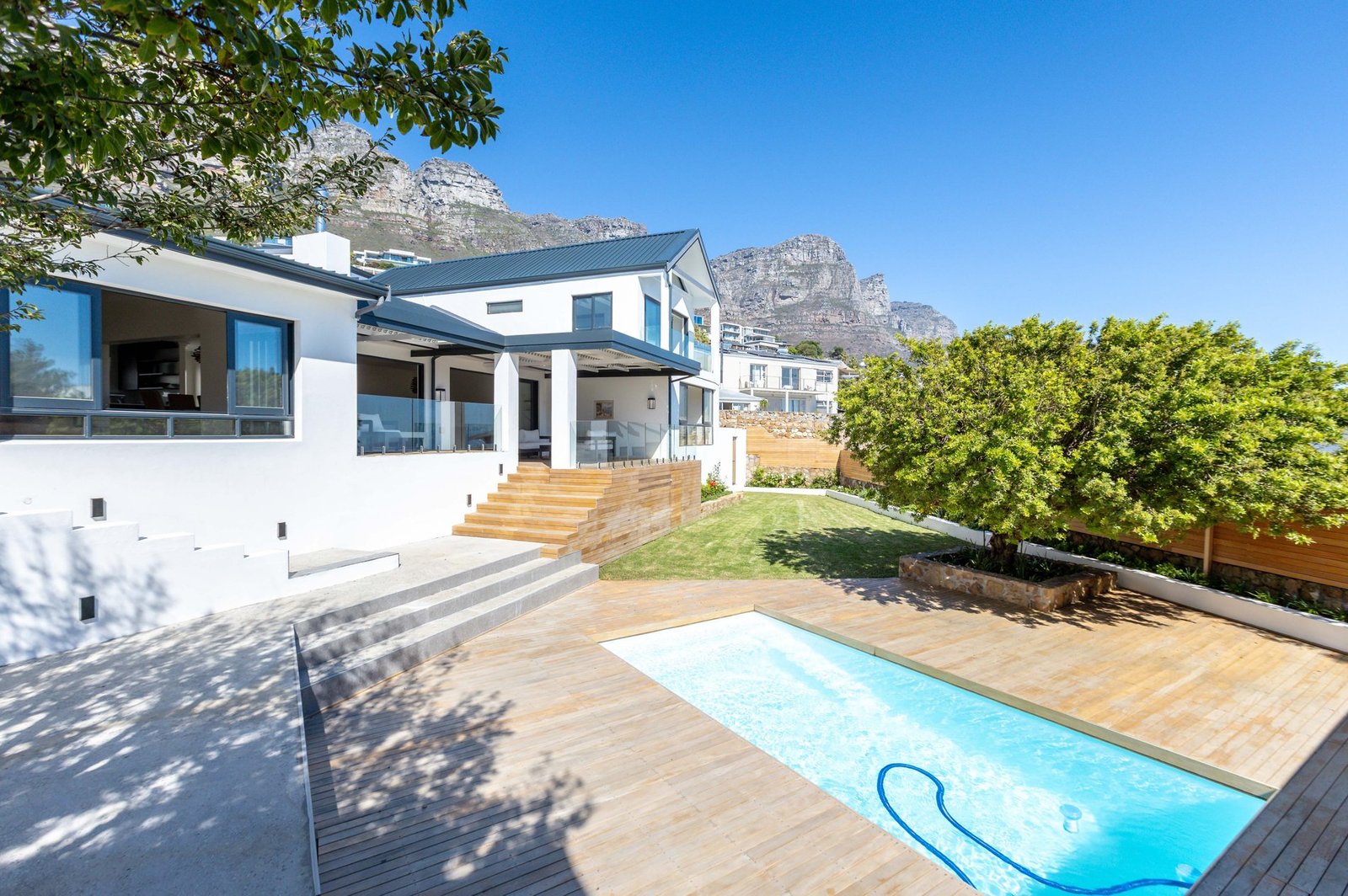 Vat Inclusive No Transfer Duty House in Cape Town, Western Cape, South Africa 1 - 15776314