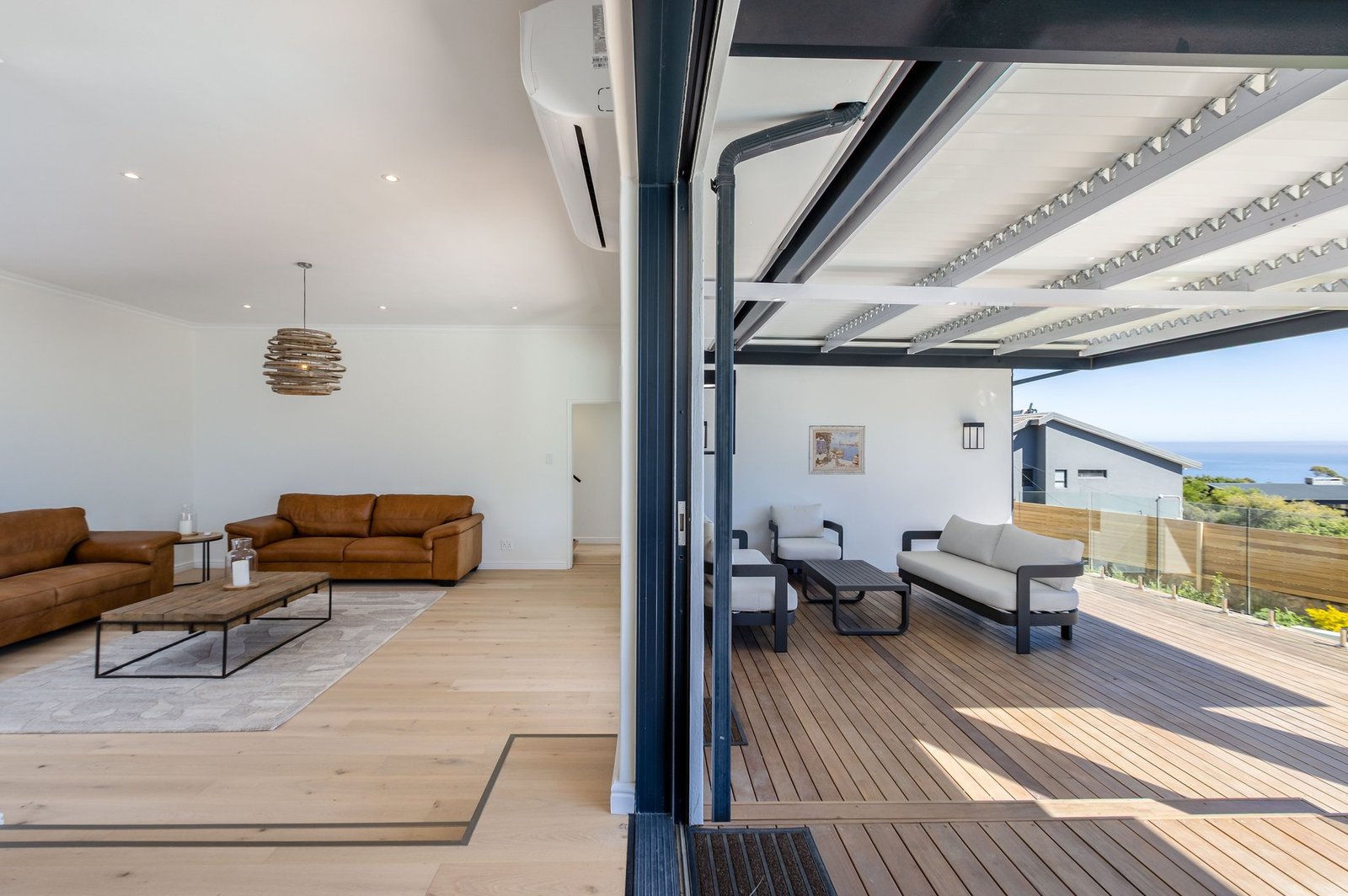 Vat Inclusive No Transfer Duty House in Cape Town, Western Cape, South Africa 1 - 15776314