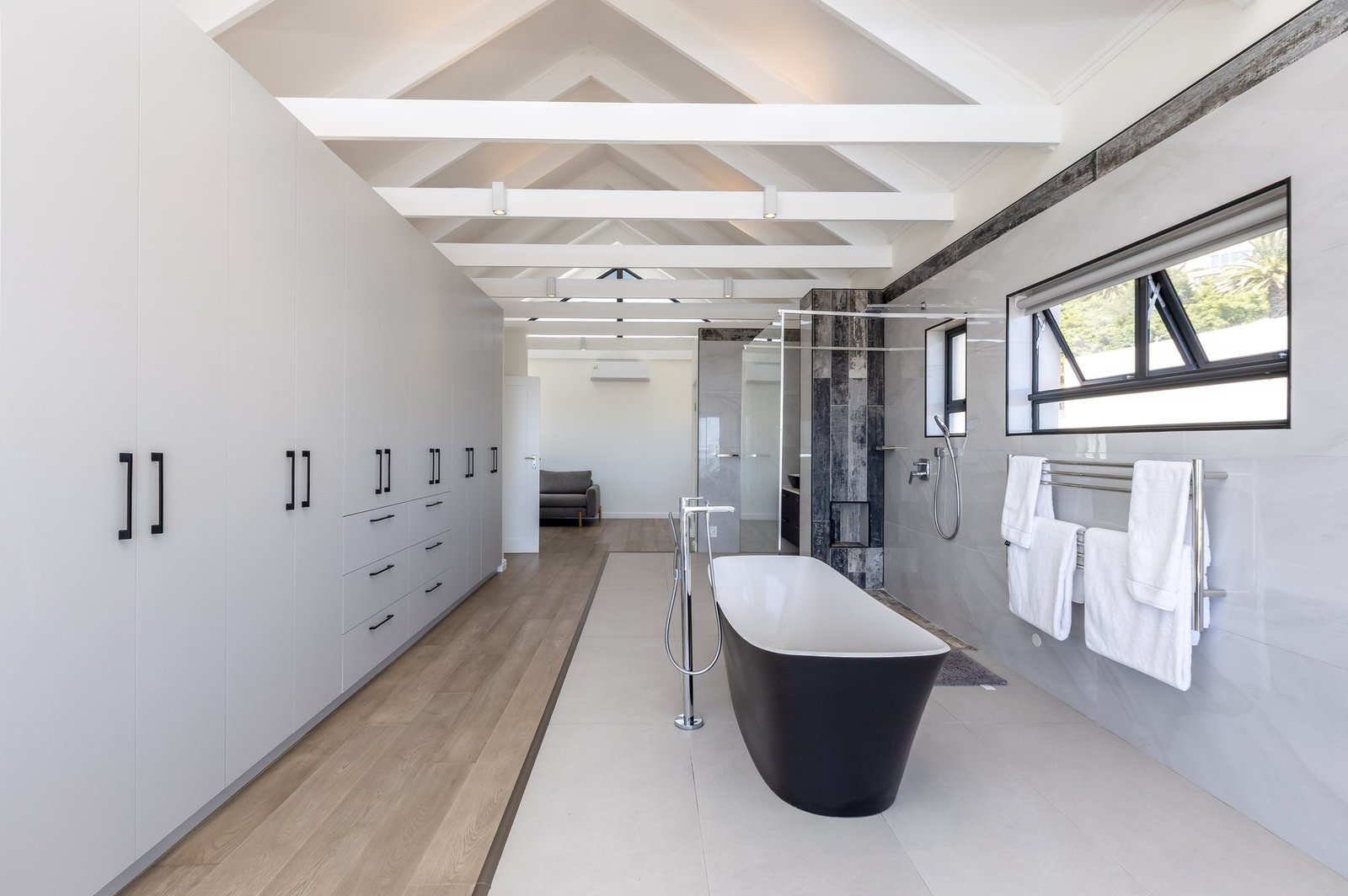 Vat Inclusive No Transfer Duty House in Cape Town, Western Cape, South Africa 1 - 15776314