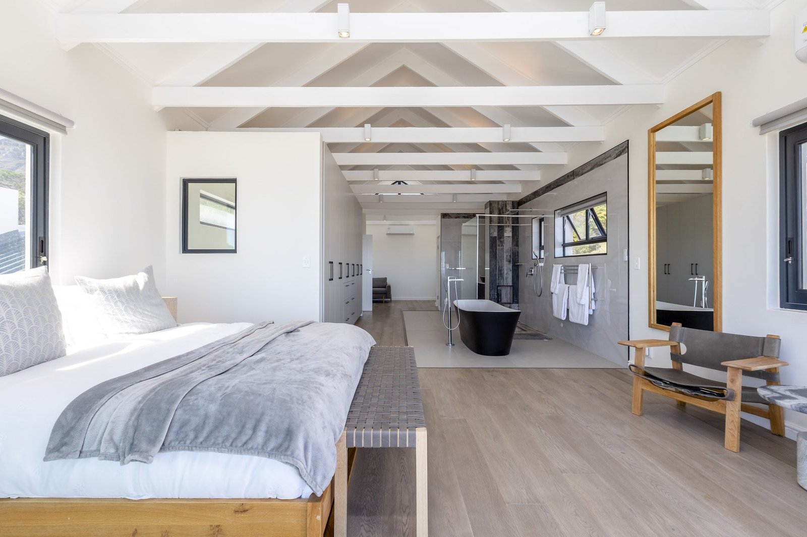 Vat Inclusive No Transfer Duty House in Cape Town, Western Cape, South Africa 1 - 15776314