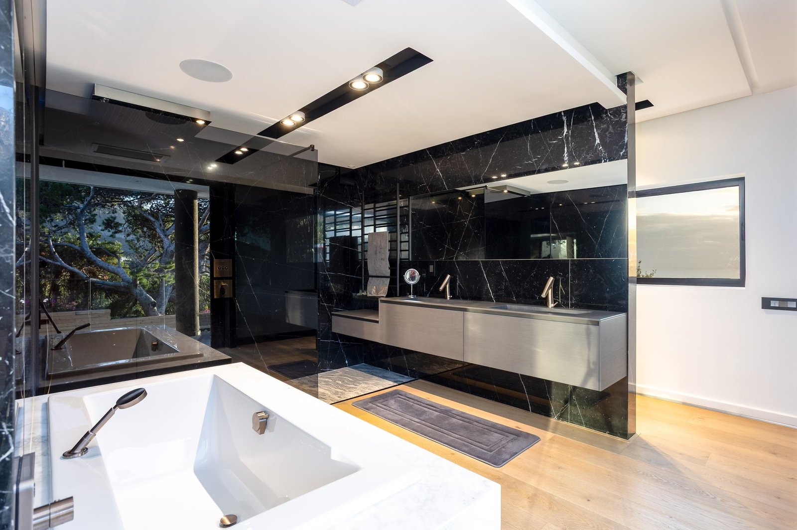 Luxury In Every Detail House in Cape Town, Western Cape, South Africa 1 - 15783786