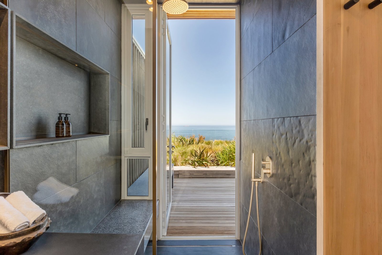 Bantry Bay Perfection House in Cape Town, Western Cape, South Africa 1 - 15795953