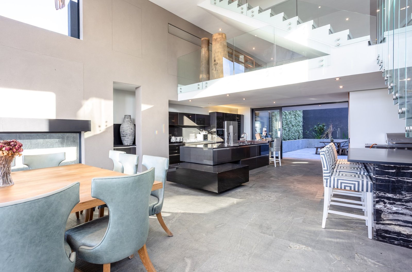 Bantry Bay At It’s Finest! House in Cape Town, Western Cape, South Africa 1 - 16224717