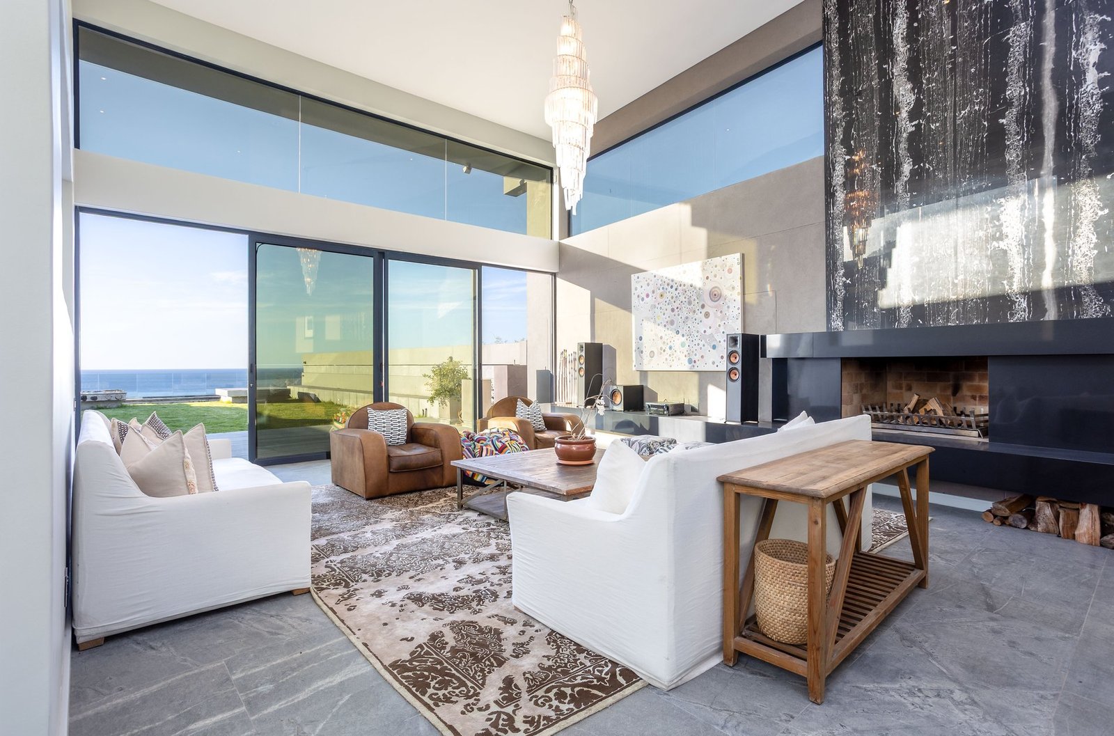 Bantry Bay At It’s Finest! House in Cape Town, Western Cape, South Africa 1 - 16224717