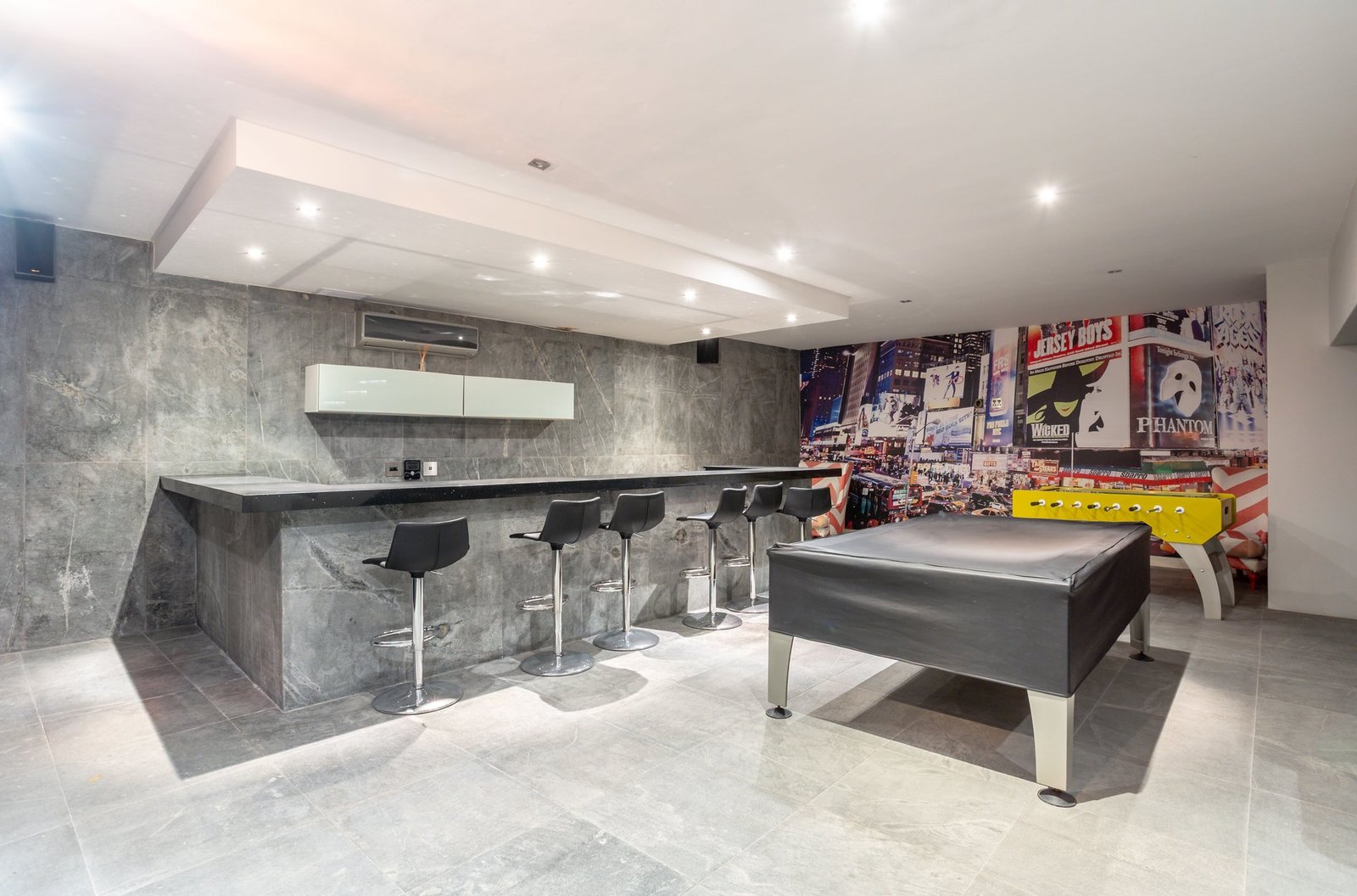 Bantry Bay At It’s Finest! House in Cape Town, Western Cape, South Africa 1 - 16224717