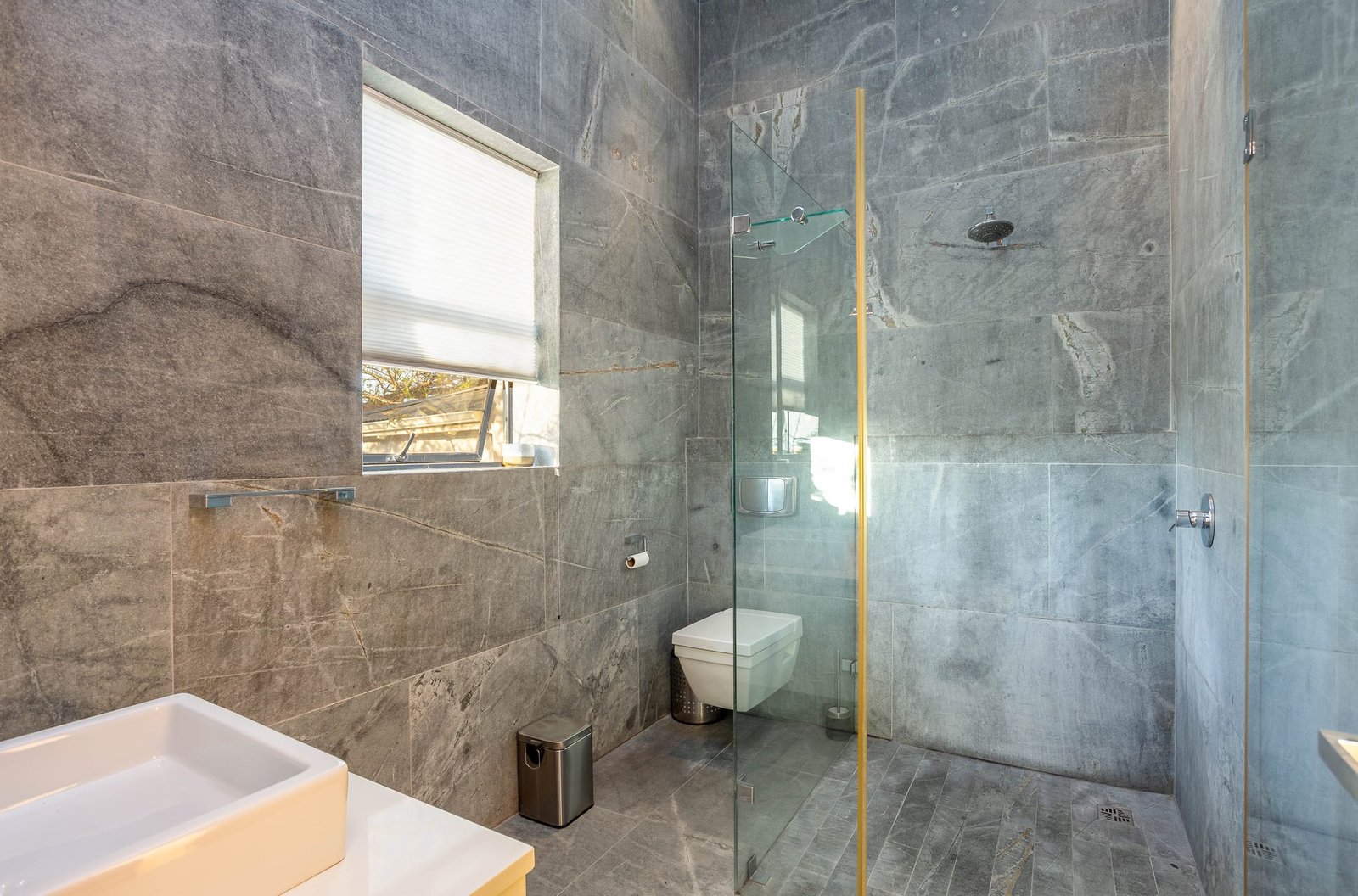 Bantry Bay At It’s Finest! House in Cape Town, Western Cape, South Africa 1 - 16224717