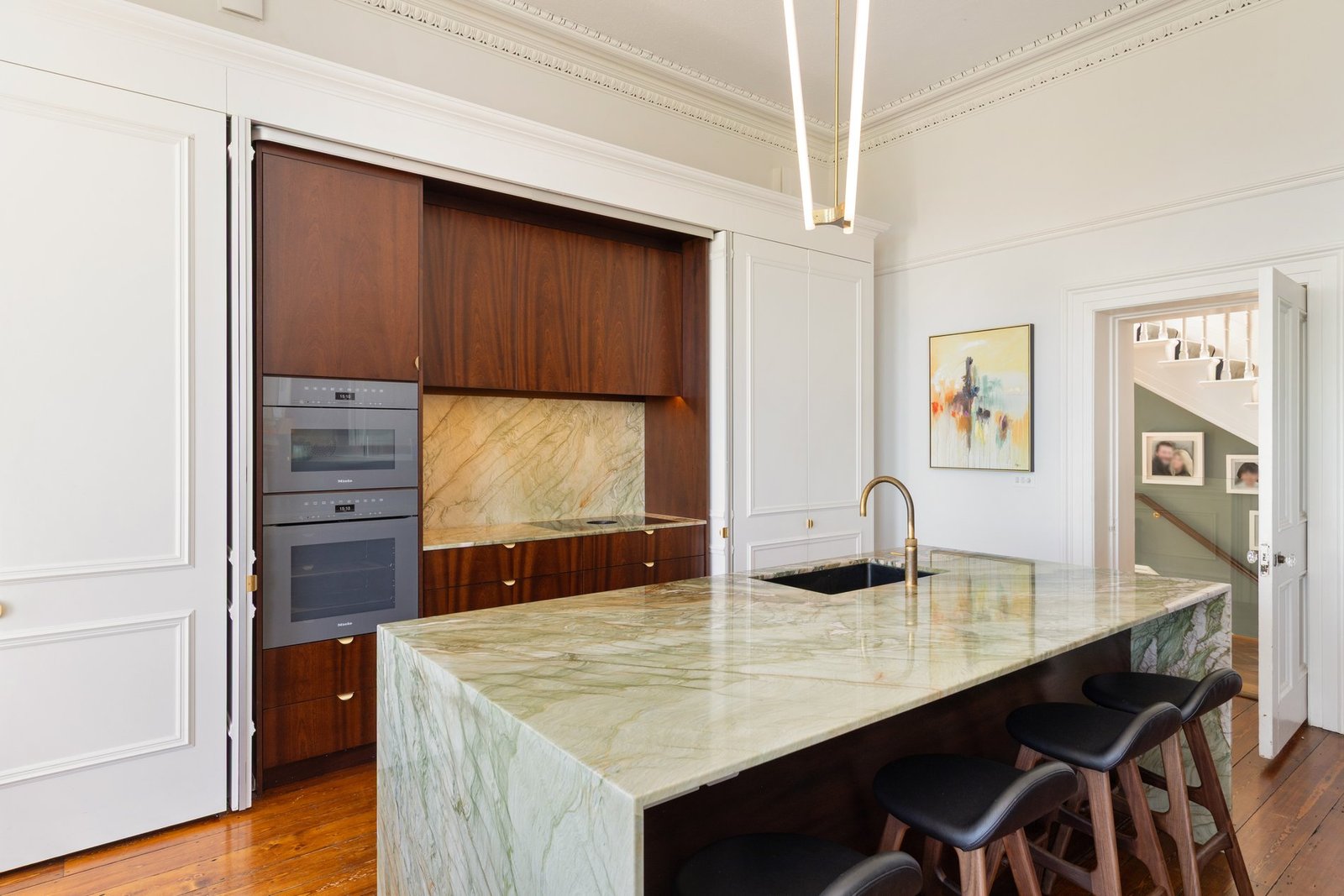 Landmark Victorian Villa Showcasing Killiney’s Rich Heritage And Elegant Italianate Design. House in Dublin, County Dublin, Ireland 1 - 15829981