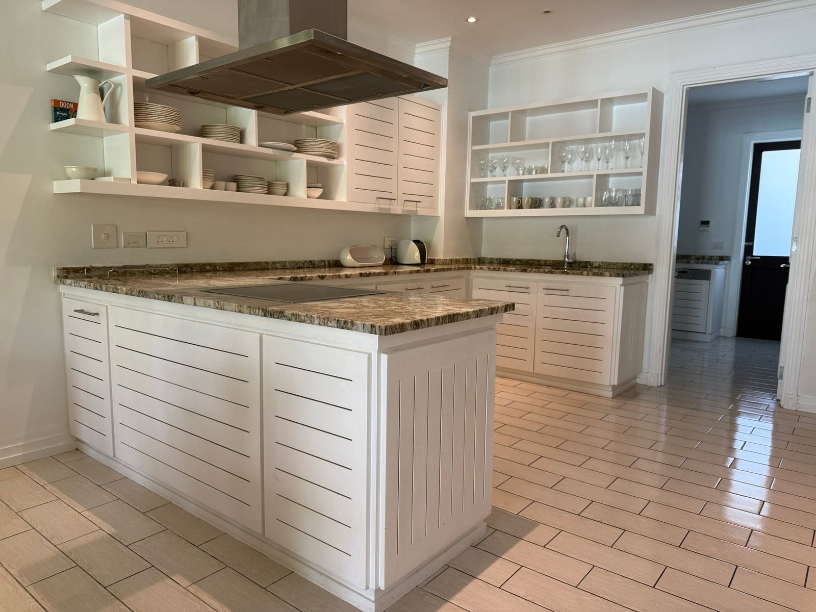 Beachfront 3 Bedroom House For Sale On Eden Island With Private Pool & Mooring House in Providence, Cascade, Seychelles 1 - 16202243