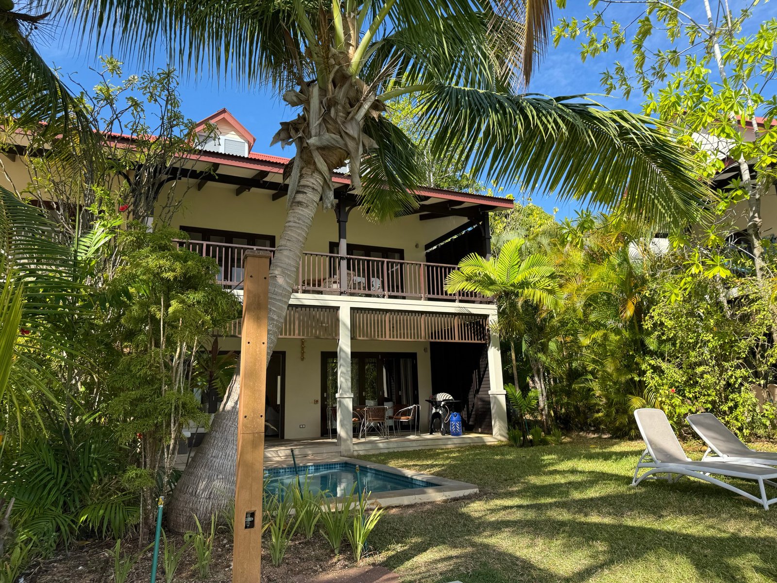 Beachfront 3 Bedroom House For Sale On Eden Island With Private Pool & Mooring House in Providence, Cascade, Seychelles 1 - 16202243