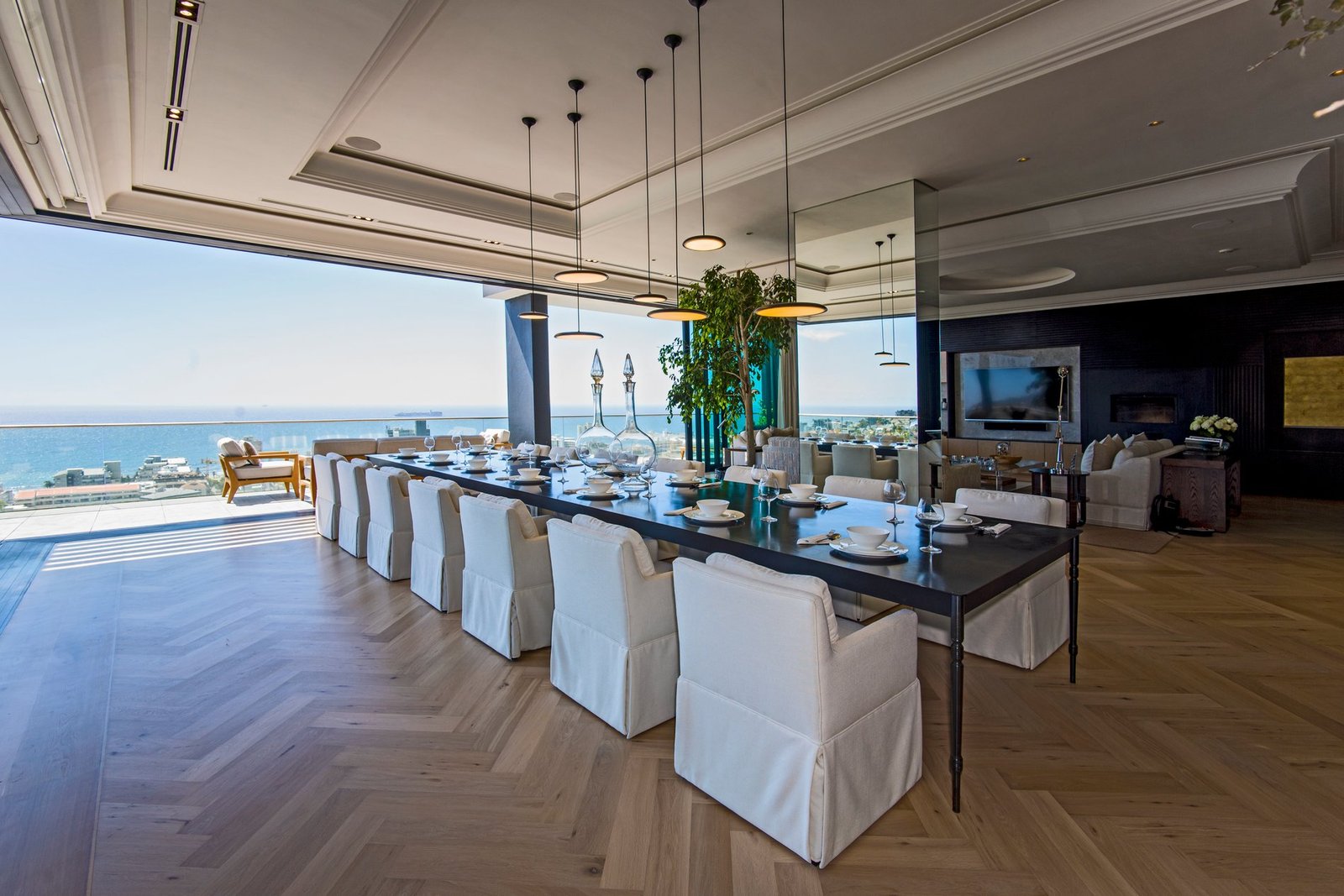One Of A Kind Penthouse With Breathtaking Views Across Cape Town’s Atlantic Seaboard & Lions Head Penthouse in Cape Town, Western Cape, South Africa 1 - 13627005