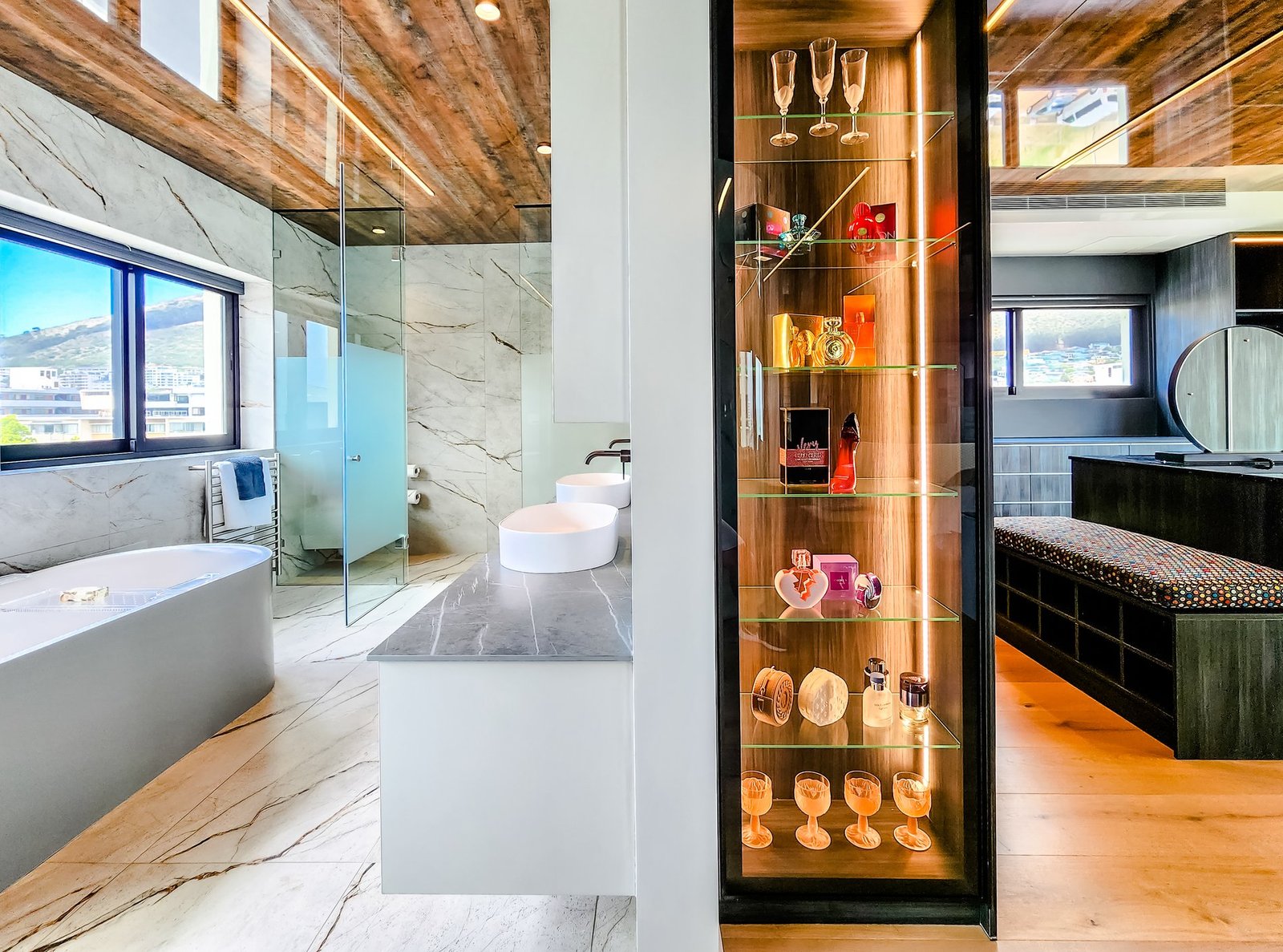 Yacht In The Sky: The Ultimate Luxury Penthouse In Cape Town Penthouse in Cape Town, Western Cape, South Africa 1 - 15390588