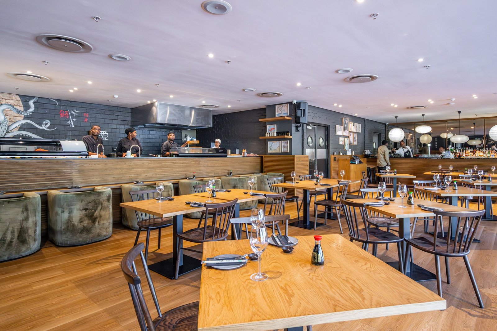 Rising Above Expectation: The Onyx Duplex Penthouse. Penthouse in Cape Town, Western Cape, South Africa 1 - 16391226