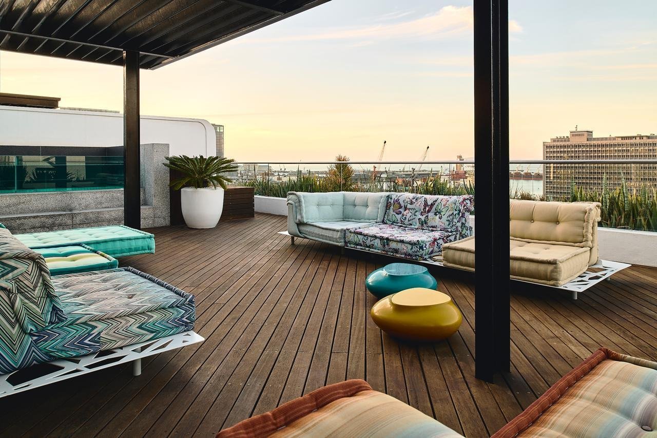 Rising Above Expectation: The Onyx Duplex Penthouse. Penthouse in Cape Town, Western Cape, South Africa 1 - 16391226