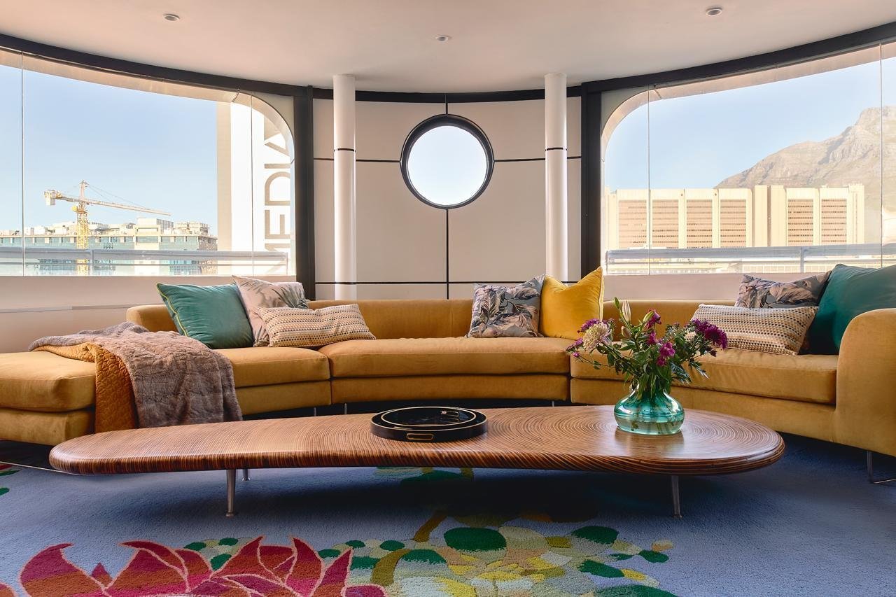 Rising Above Expectation: The Onyx Duplex Penthouse. Penthouse in Cape Town, Western Cape, South Africa 1 - 16391226