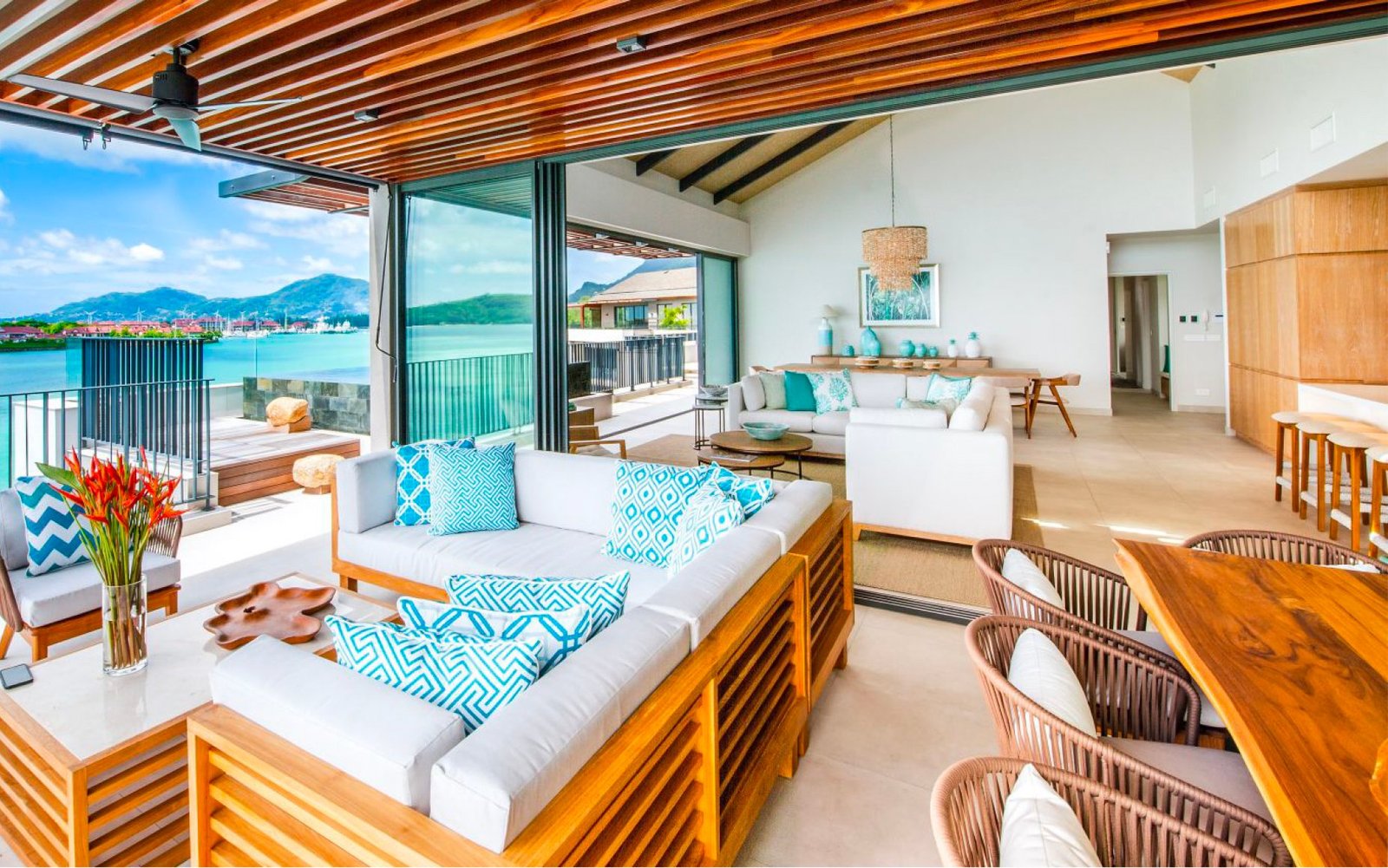 A Seychelles Real Estate Gem Furnished Penthouse With Breathtaking Ocean Views Penthouse in Providence, Cascade, Seychelles 1 - 15196206