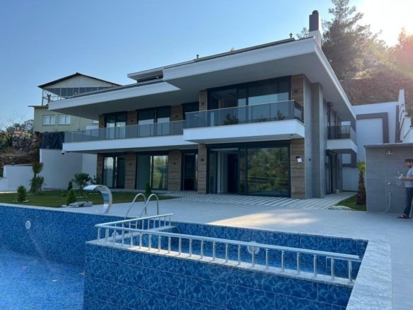 Villa in Alanya, Antalya, Turkey 1 - 13306986