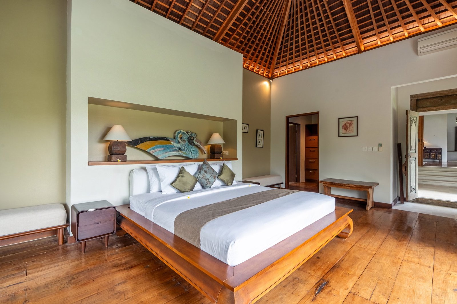 Luxurious Balinese Design Villa In Pererenan, Bali Villa in Bali, Indonesia 1 - 15147300