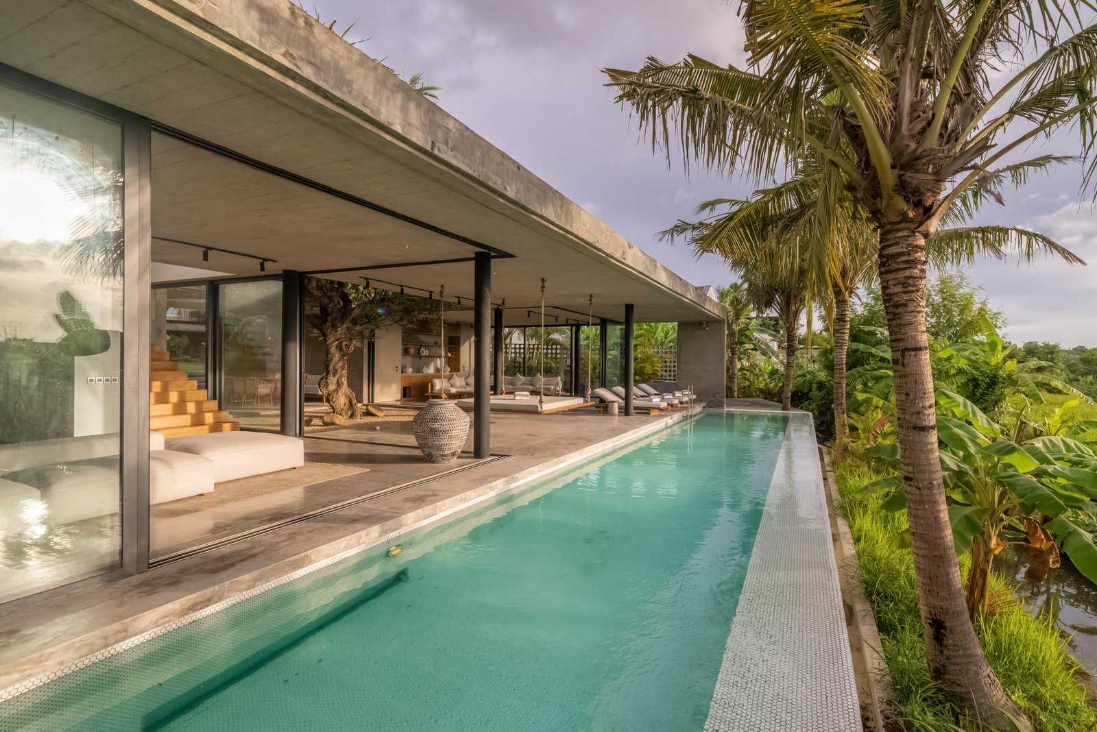 5 Bedroom Freehold Villa In Canggu Villa in Bali, Indonesia 1 - 15881012