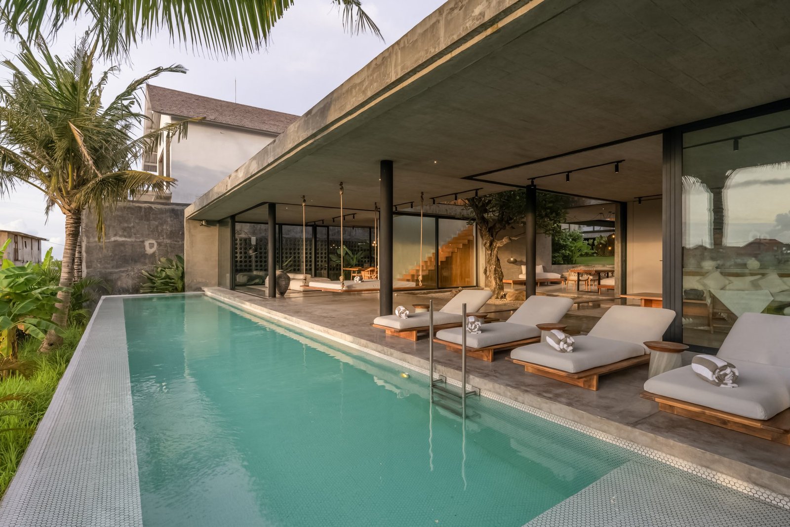 5 Bedroom Freehold Villa In Canggu Villa in Bali, Indonesia 1 - 15881012