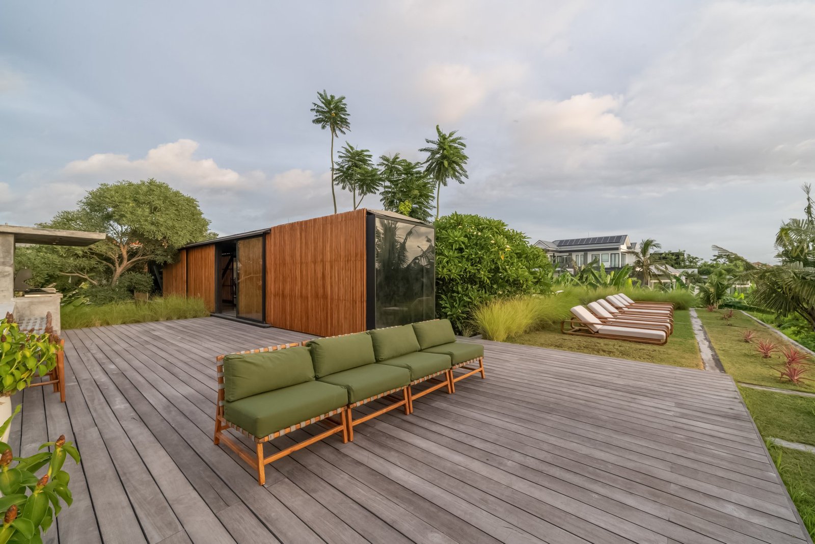 5 Bedroom Freehold Villa In Canggu Villa in Bali, Indonesia 1 - 15881012