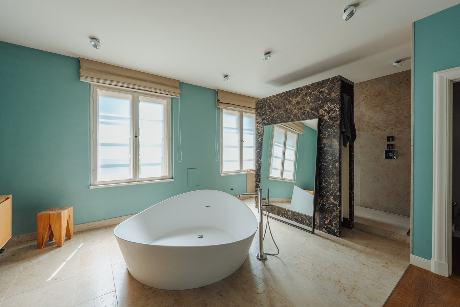 One Of A Kind Private Lakefront Legacy Villa In Berlin Zehlendorf Villa in Berlin, Berlin, Germany 1 - 15875017