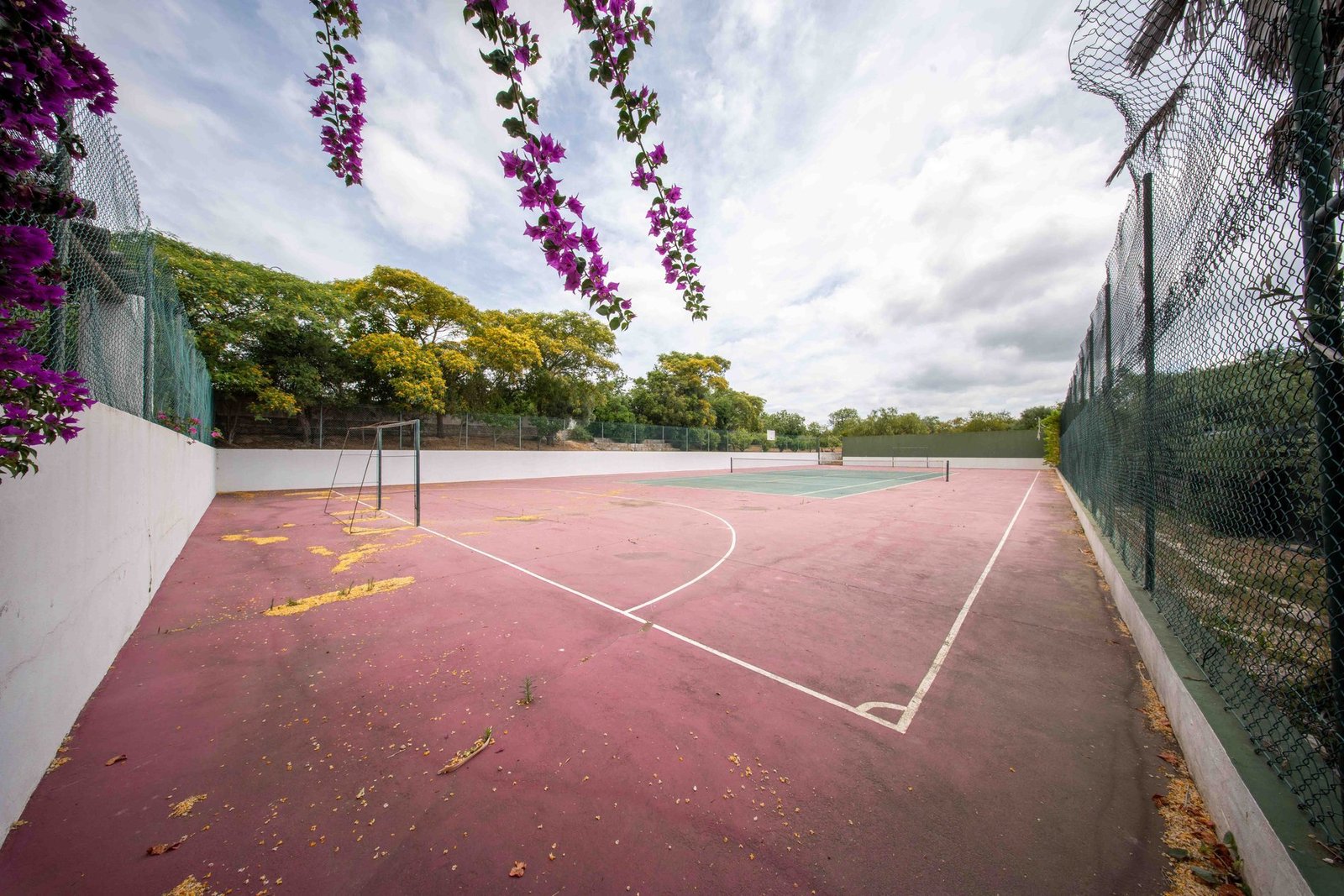 Stunning T9 Villa In Boliqueime! Villa in Boliqueime, Algarve, Portugal 1 - 16202444