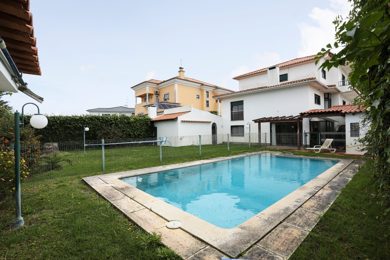 Luxury Villa In Quinta Da Bicuda Villa in Cascais e Estoril, Lisbon, Portugal 1 - 14807445