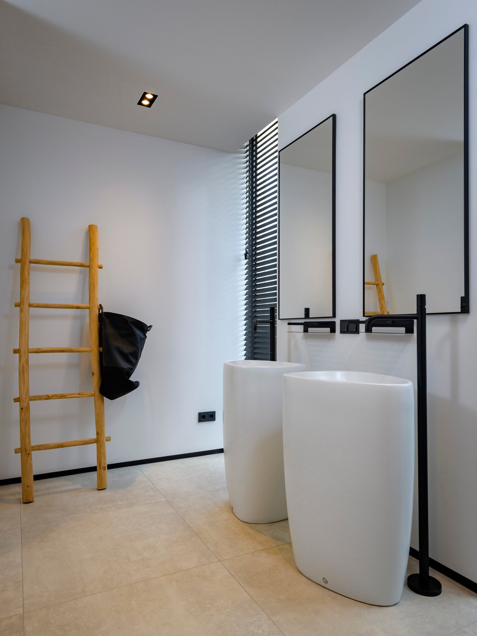 Magnificent Villa With Infinity Pool, Beach And Luxurious Interior – Caribbean Villa in Kralendijk, Bonaire, Caribbean Netherlands 1 - 15268649