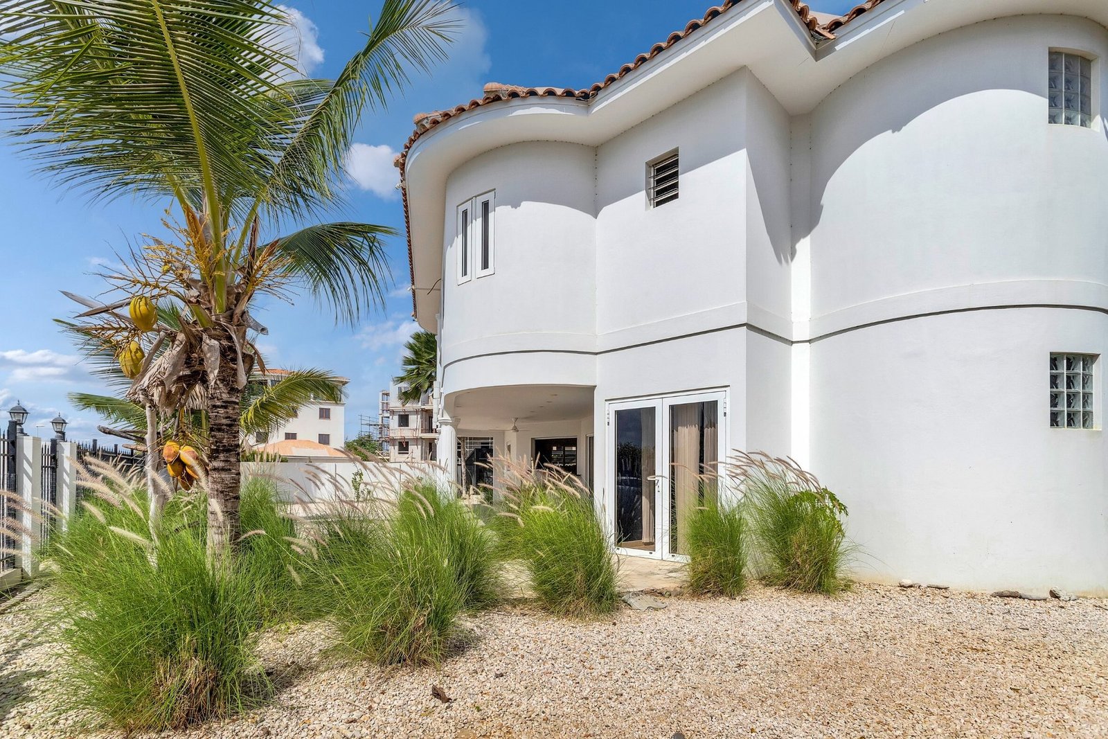 Beautiful Villa With Swimming Pool Located Directly On The Boulevard In The City Center Kralendijk – Caribbean Villa in Kralendijk, Bonaire, Caribbean Netherlands 1 - 15344084