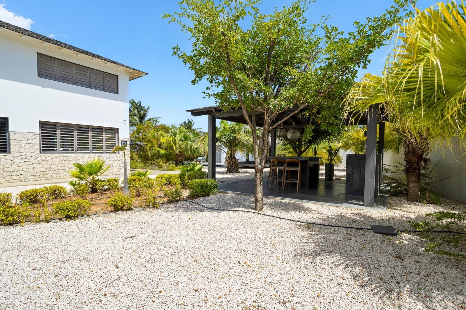 Beautiful Piet Boon Villa With 4 Spacious Bedrooms, Tropical Garden, Swimming Pool And Garage – Caribbean Villa in Kralendijk, Bonaire, Caribbean Netherlands 1 - 15344166