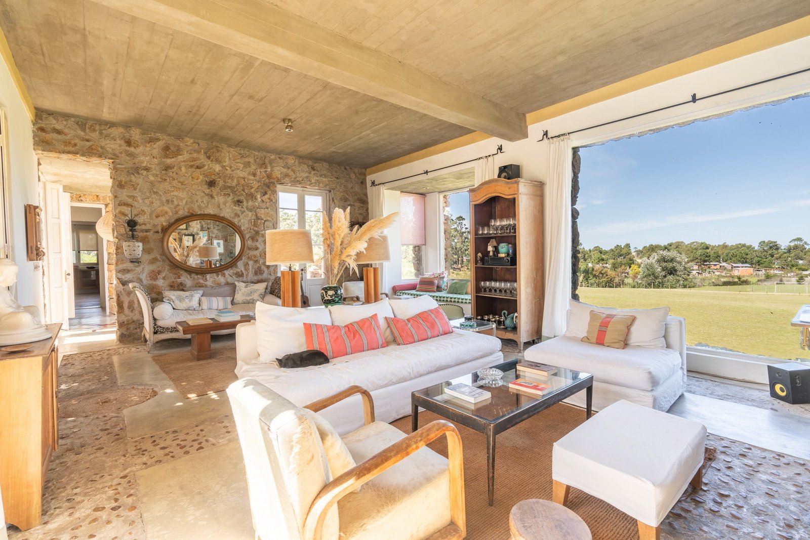 Spectacular Stone House In Punta Del Este, Uruguay Villa in Manantiales, Maldonado Department, Uruguay 1 - 14066174