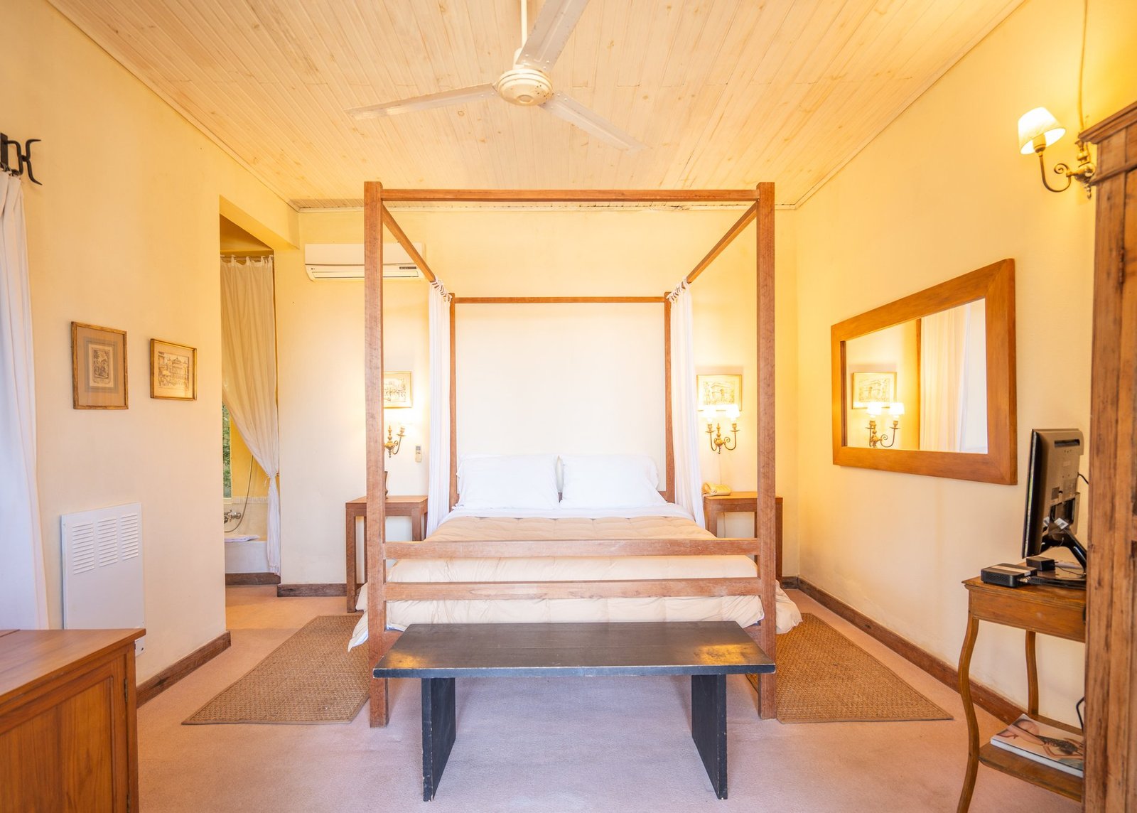 Spectacular Stone House In Punta Del Este, Uruguay Villa in Manantiales, Maldonado Department, Uruguay 1 - 14066174