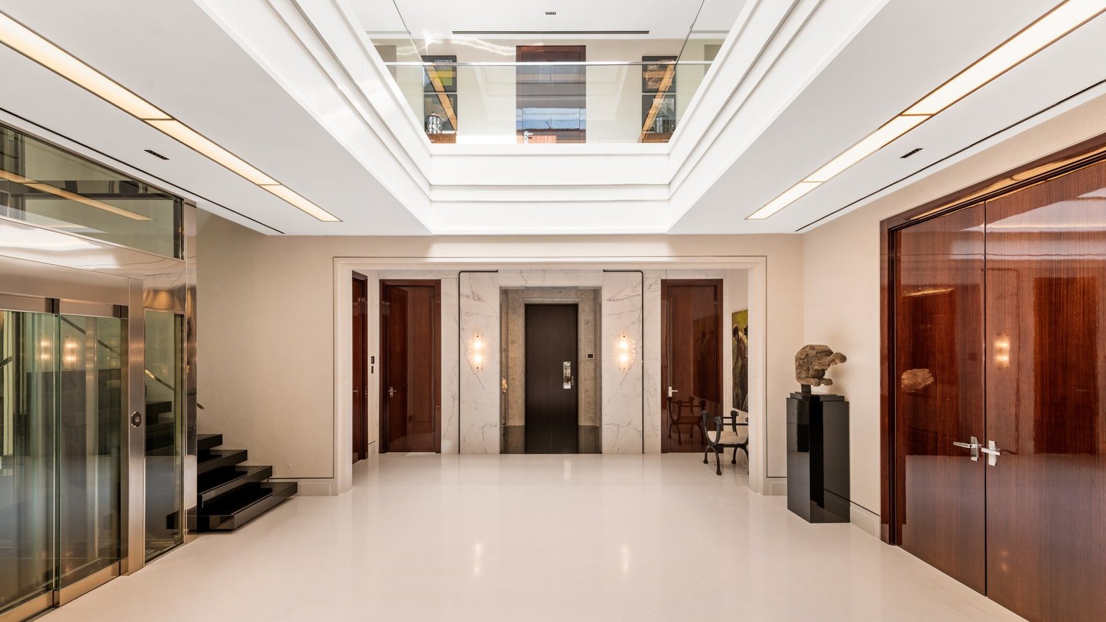 Exquisite Villa In Santa Margarita Private Residence At Marbella Club Hotel. Villa in Marbella, Andalusia, Spain 1 - 14497479