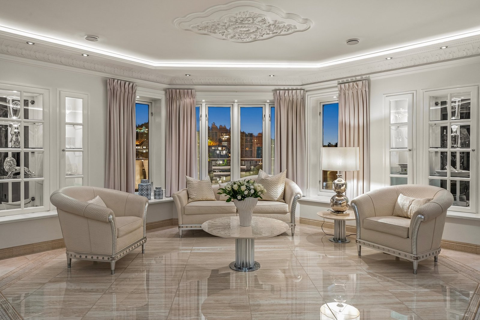 A Rare Jewel On Oslo’s Riviera Iconic Oceanfront Estate On Nesøya Villa in Nesøya, Viken, Norway 1 - 16407955