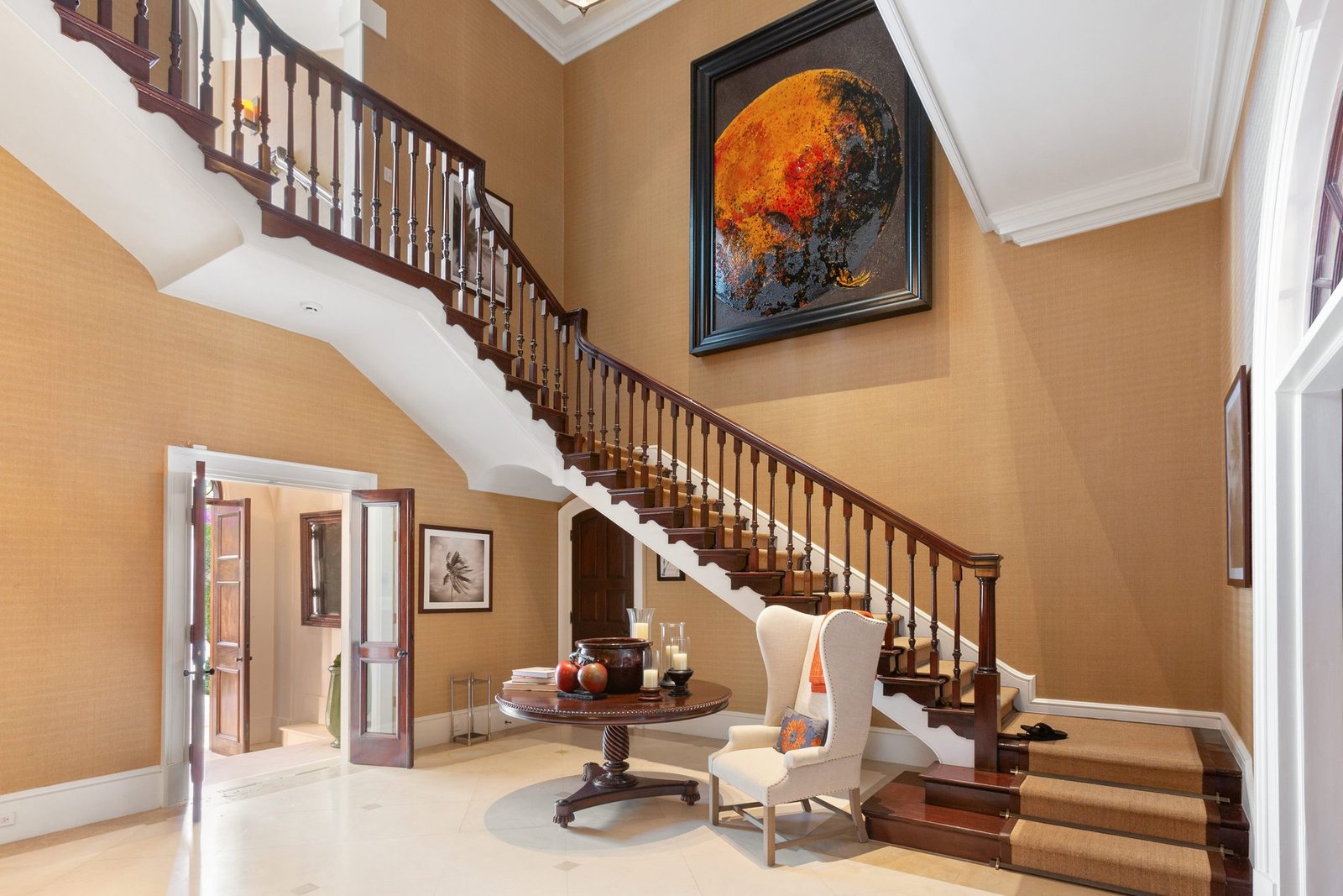 An Exclusive Ocean Front Villa On The World Famous Paradise Island, Bahamas Villa in Paradise Island, New Providence, The Bahamas 1 - 14213967