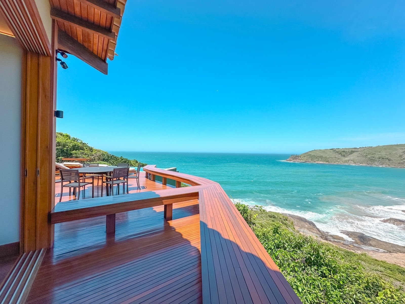 Modern Property Embraced By The Sea And Nature. Villa in Rio de Janeiro, State of Rio de Janeiro, Brazil 1 - 15301932