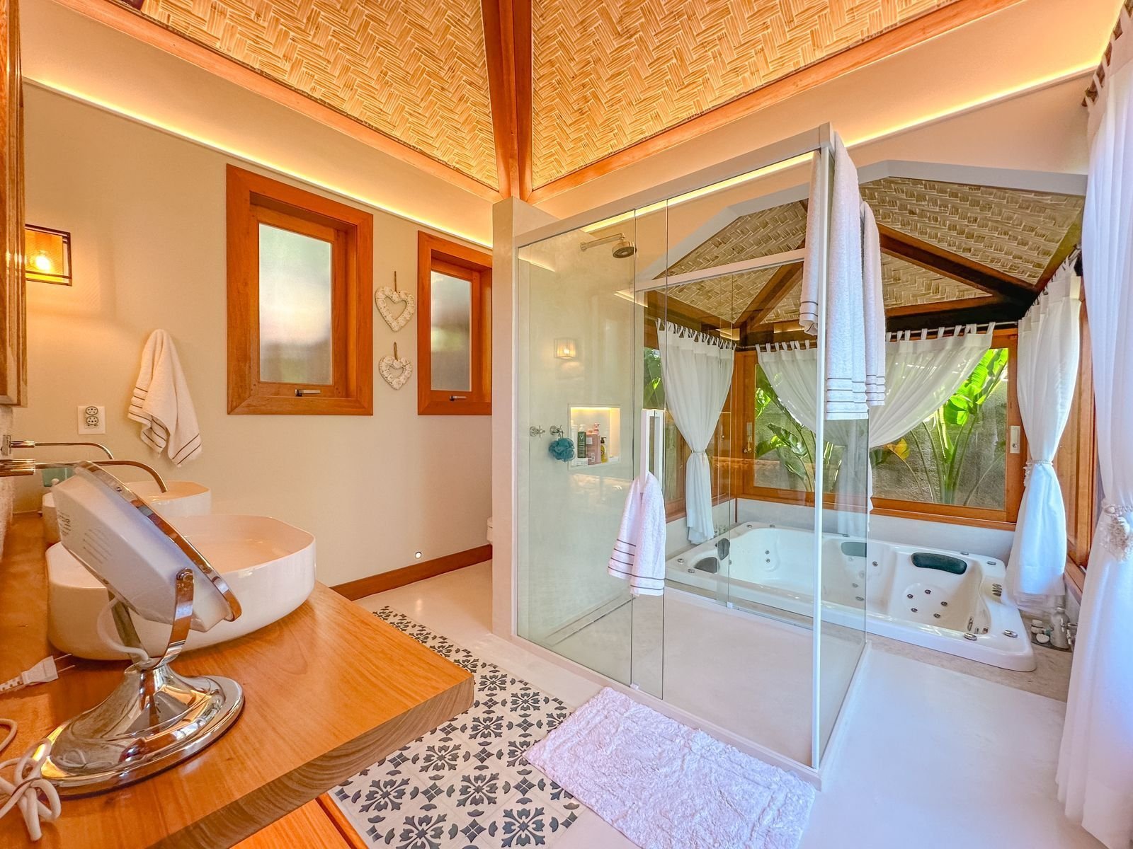 Modern Property Embraced By The Sea And Nature. Villa in Rio de Janeiro, State of Rio de Janeiro, Brazil 1 - 15301932