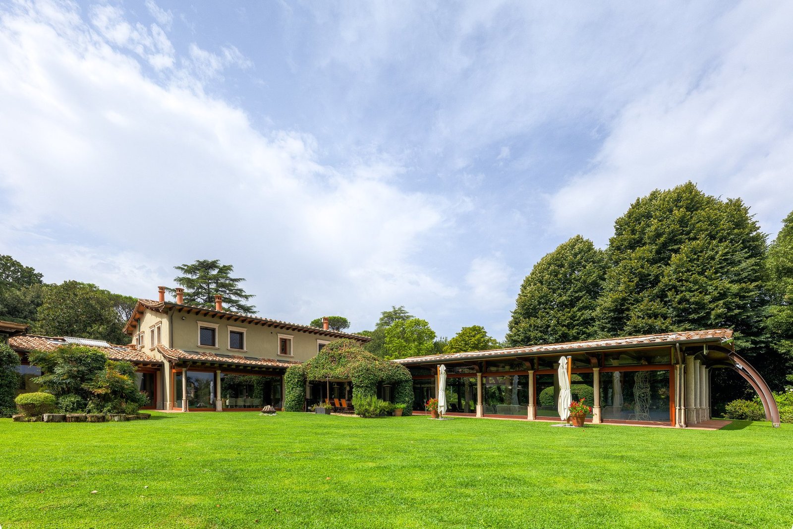 Villa Delle Calle Private Spa Estate In Olgiata, Rome Villa in Rome, Lazio, Italy 1 - 16249965