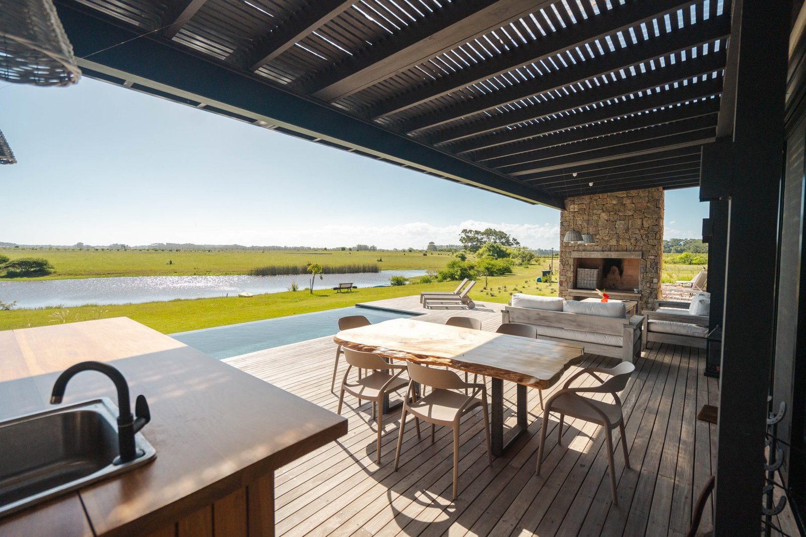 Spectacular House In Punta Del Este, Uruguay Villa in San Vicente, Maldonado Department, Uruguay 1 - 13924645