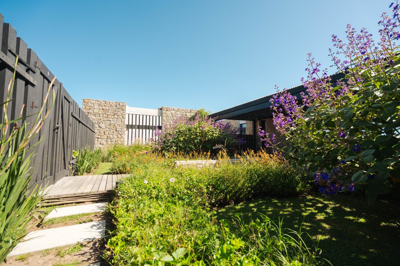 Spectacular House In Punta Del Este, Uruguay Villa in San Vicente, Maldonado Department, Uruguay 1 - 13924645