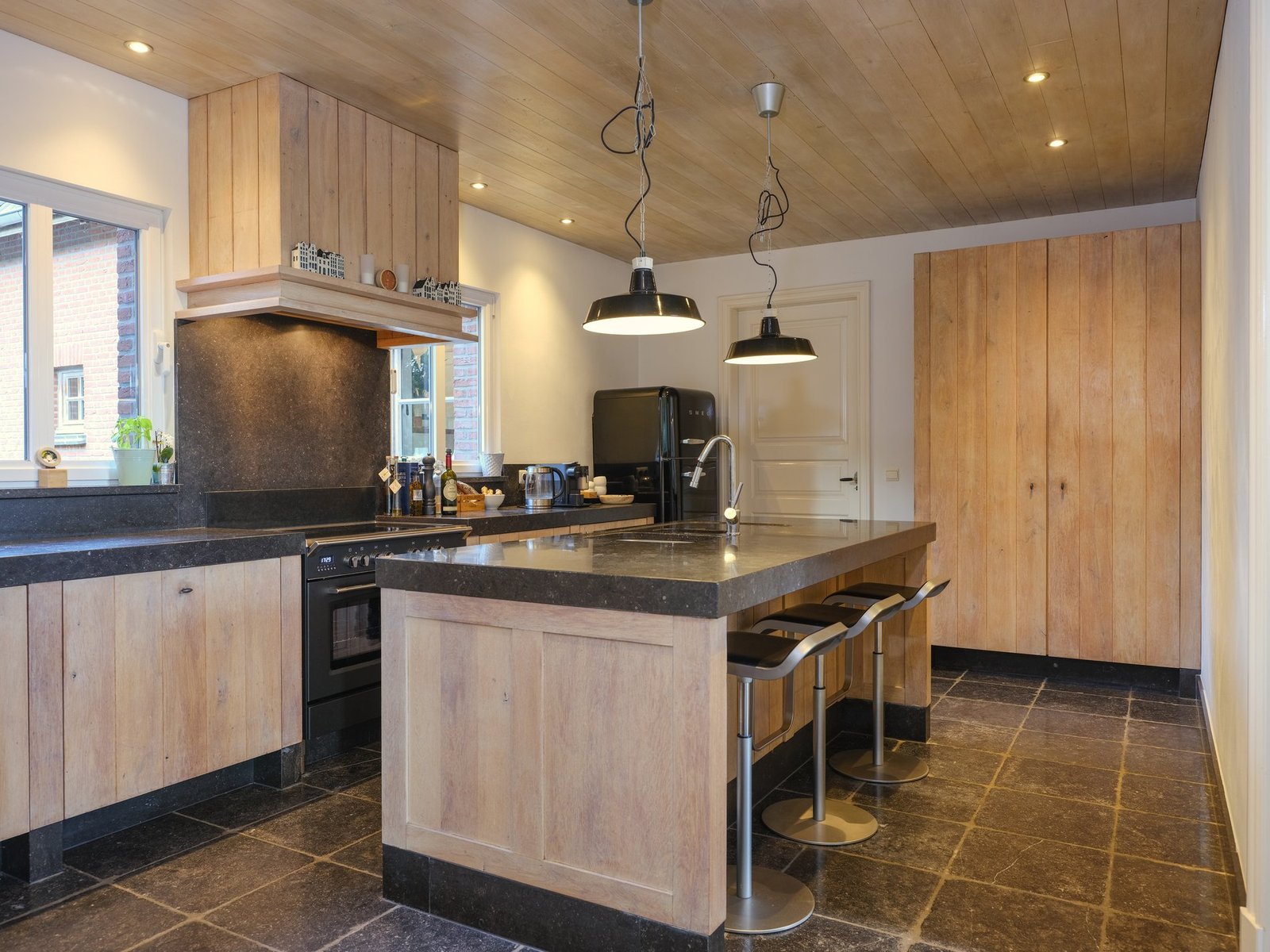 Rodenburgh Estate, This Stately Country House Offers Peace And Privacy Country House in Aardenburg, Zeeland, Netherlands 1 - 16135540