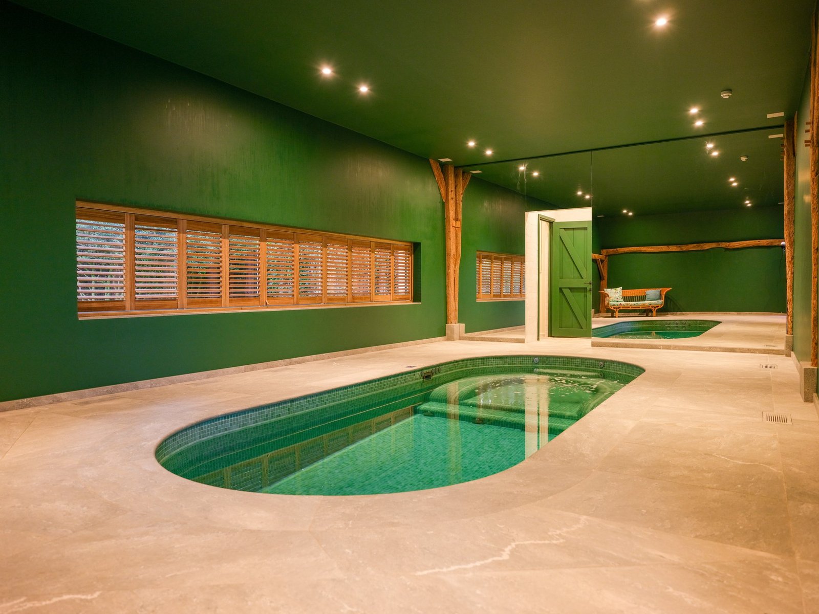 A Three Hectare Estate With A Private Lake Country House in Zuidzande, Zeeland, Netherlands 1 - 16135428