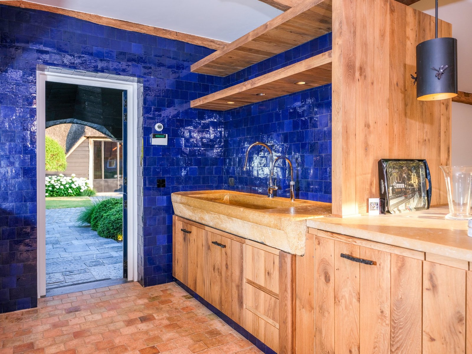 A Three Hectare Estate With A Private Lake Country House in Zuidzande, Zeeland, Netherlands 1 - 16135428