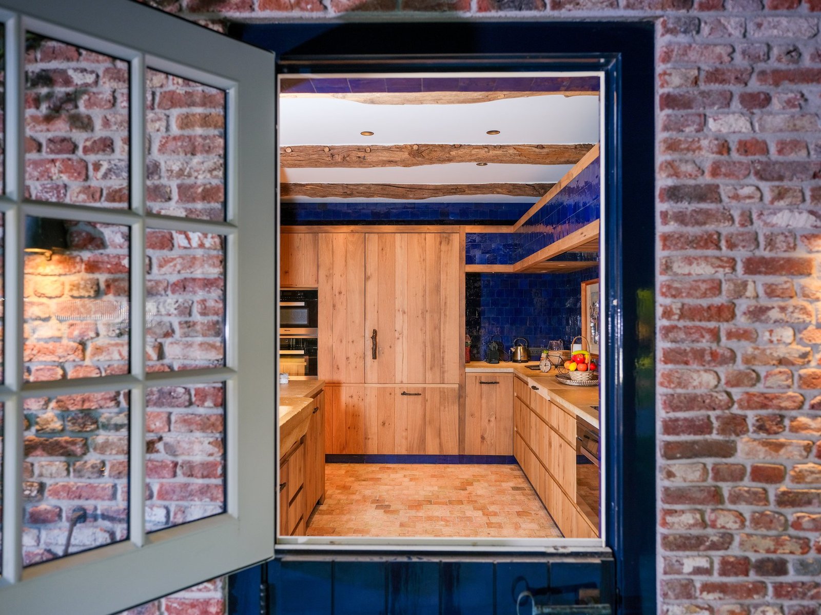 A Three Hectare Estate With A Private Lake Country House in Zuidzande, Zeeland, Netherlands 1 - 16135428