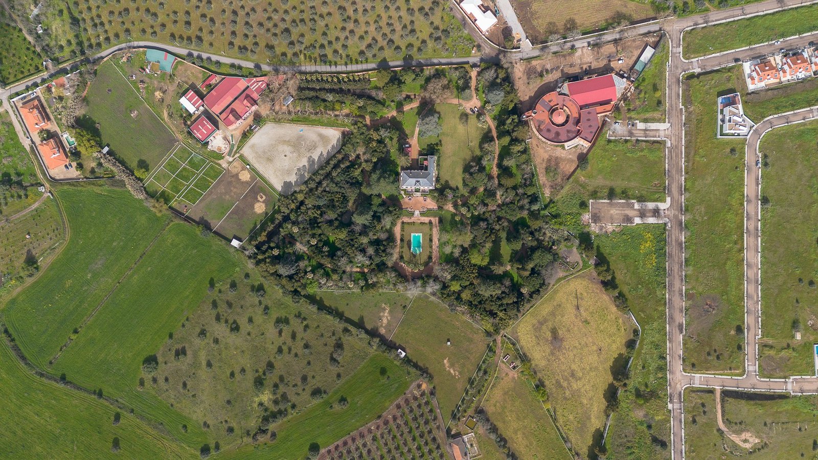 Exclusive 19th Century Palace In Elvas With Equestrian Facilities House in Caia, Sao Pedro e Alcacova, Portalegre District, Portugal 1 - 13945746