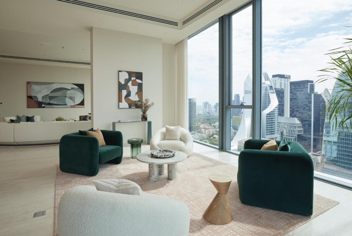 Bangkoks Best Ultra Luxurious Penthouse - uhnw-assets.com