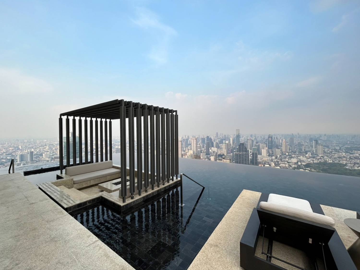 Four Seasons Private Residence Penthouse Penthouse in Bangkok, Krung Thep Maha Nakhon, Thailand 1 - 14196410