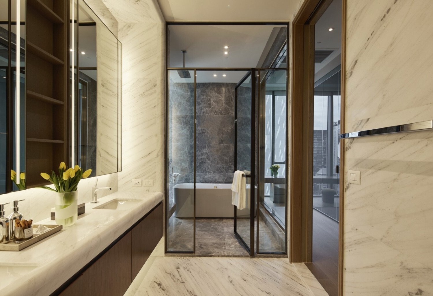 Bangkok’s Most Luxurious Penthouse Penthouse in Bangkok, Krung Thep Maha Nakhon, Thailand 1 - 14791880